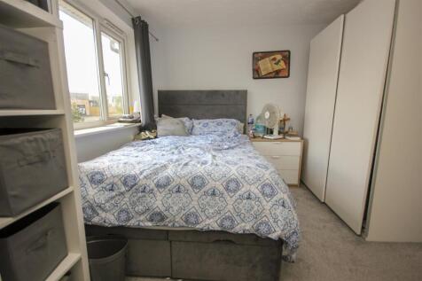 Master Bedroom.jpg
