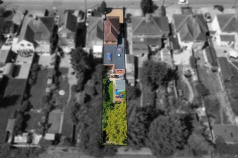 150rushdenroad-rear.jpg