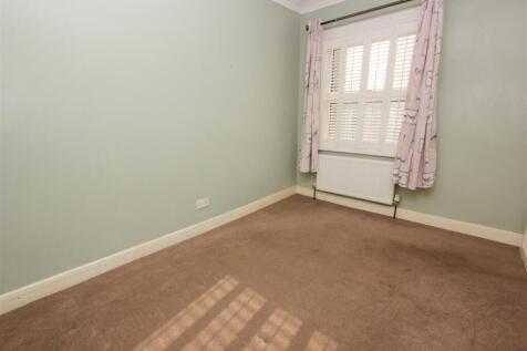 Bedroom 2.jpg