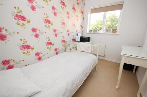 Bedroom 4.jpg