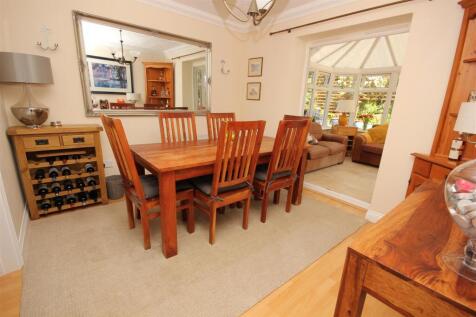 Dining Room..jpg