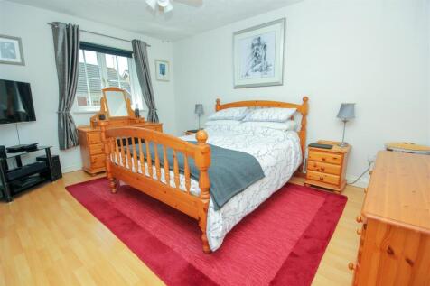 Master Bedroom.jpg