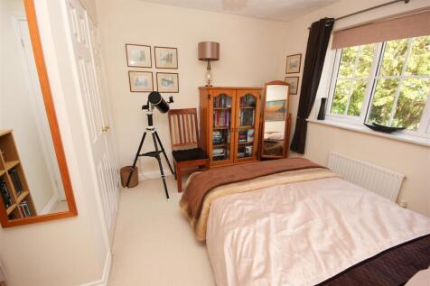 Bedroom2..jpg