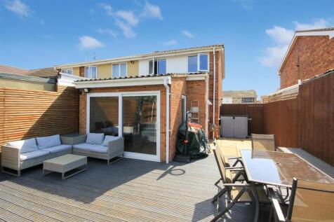 Rear of property.JPG