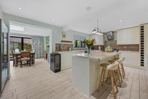 40BarringtonRdWeb25.jpg