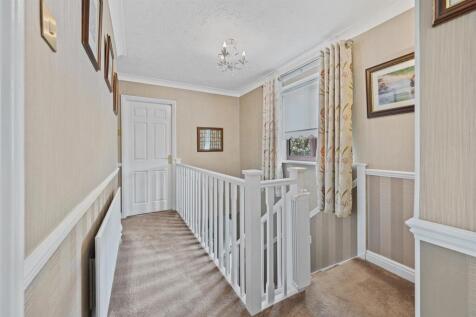40BarringtonRdWeb32.jpg