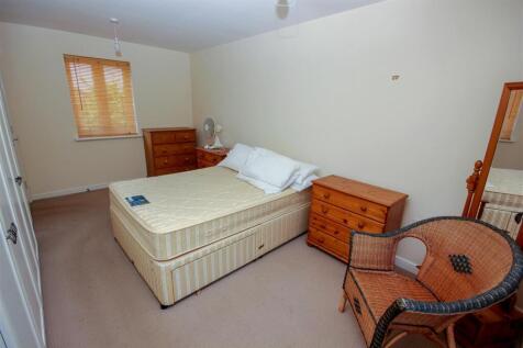 Master Bedroom.jpg