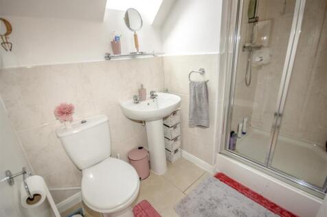 Ensuite.jpg