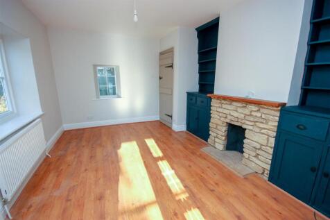 Family Room.jpg
