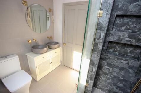 En-Suite.jpg
