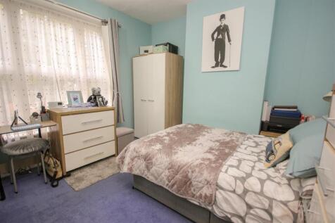 Bedroom 2.jpg