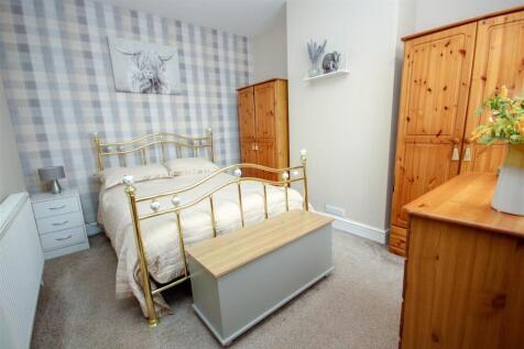 Master Bedroom.jpg