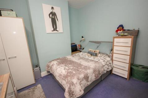 Bedroom 2..jpg