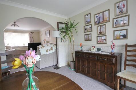 Dining Area 2.jpg