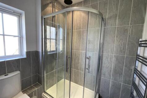 Shower Room.jpeg