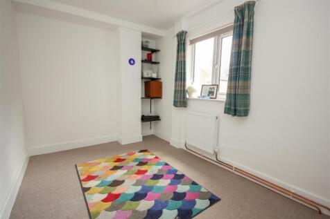 Bedroom 3.jpg