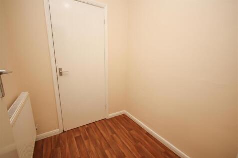 Utility Room.JPG