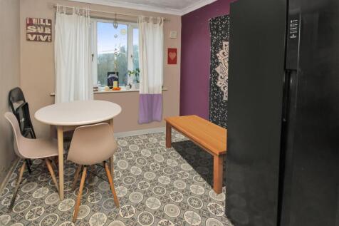 Breakfast Area.JPG