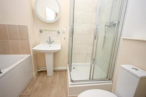 Shower Room.jpg