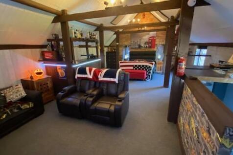 coach house 4.jpeg