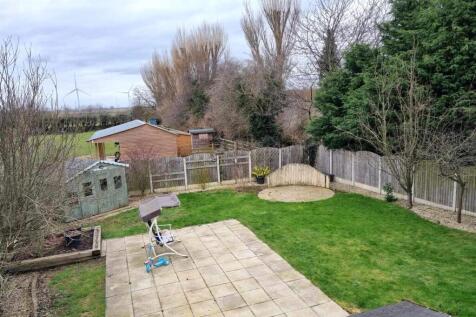 Rear garden.jpg