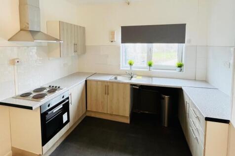 Flat 2 Kitchen.jpg
