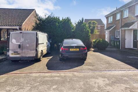 Widgeon Court