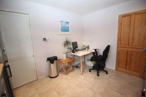 Kitchen/breakfast area