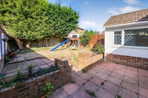 Yew Tree Close