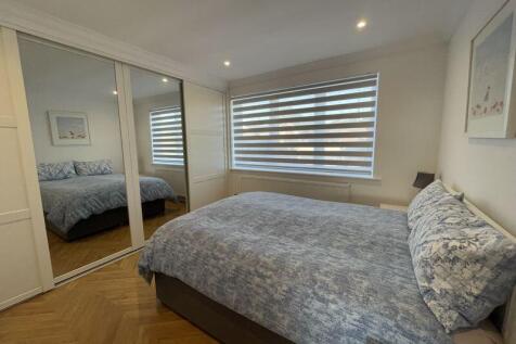 Primrose Close
