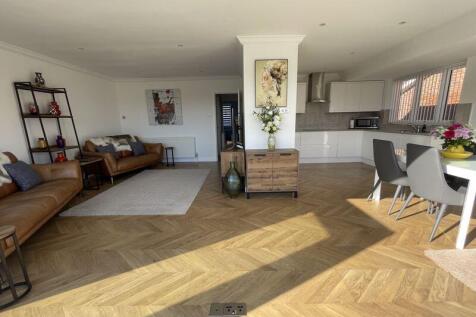 Primrose Close
