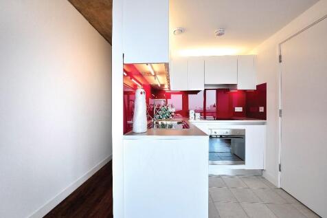 Show Apartment