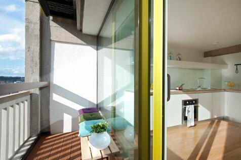 Show Apartment