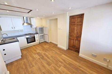 Kitchen/Living Area