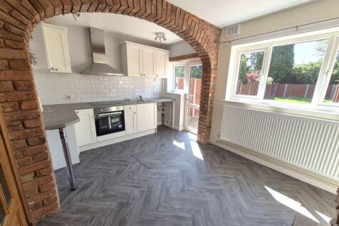 Dining Area to Kitchen