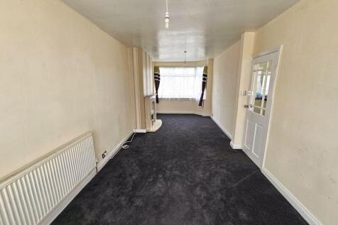 Lounge/Dining Area