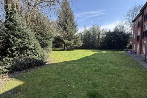 Rear Communal Garden