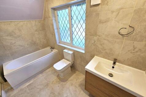 Bath/Shower Room
