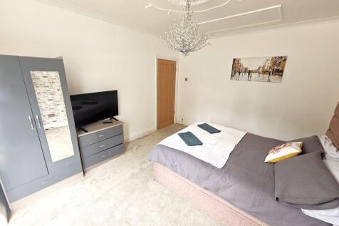 Bedroom Five/Reception Room