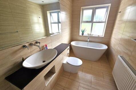 Family Bath/Shower Room