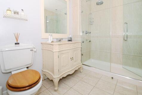First Floor Ensuite