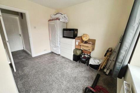 BEDROOM2
