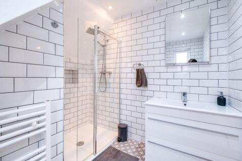 Bed 5 Ensuite