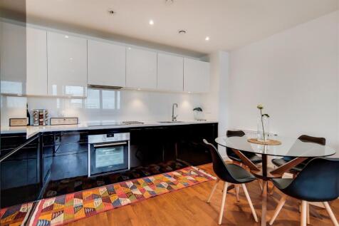 5_Kitchen_Reception_3.jpg
