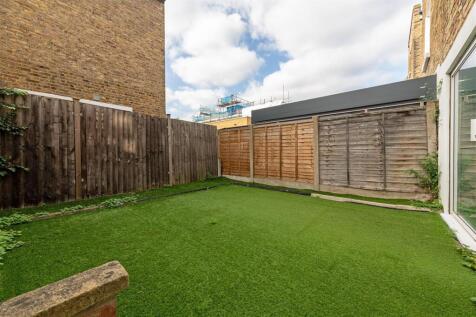 30 Deodar Rd Gdn.jpg