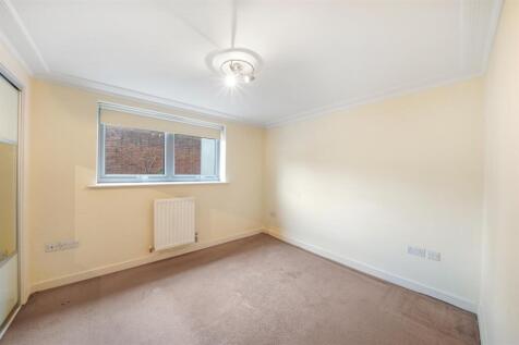 Halcyon Place