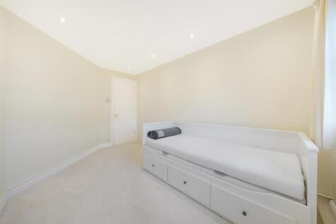 34 Clockhouse Place - ya95AYxfgLkxrgSSl7FN.jpg