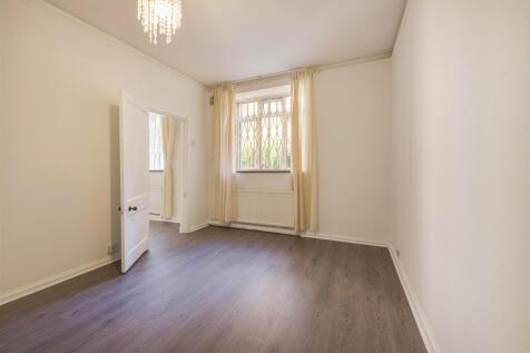 Gff 4 Millbrooke Ct Bed 2.jpg