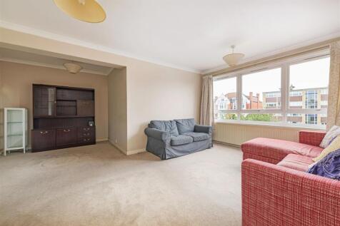 17 Fairlawns Rec 2.jpg