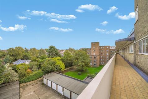 Ormonde Court